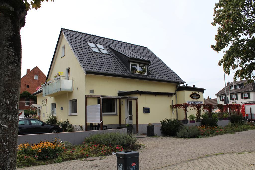 Hotel Rosenhof - Dusseldorf — Photos 1